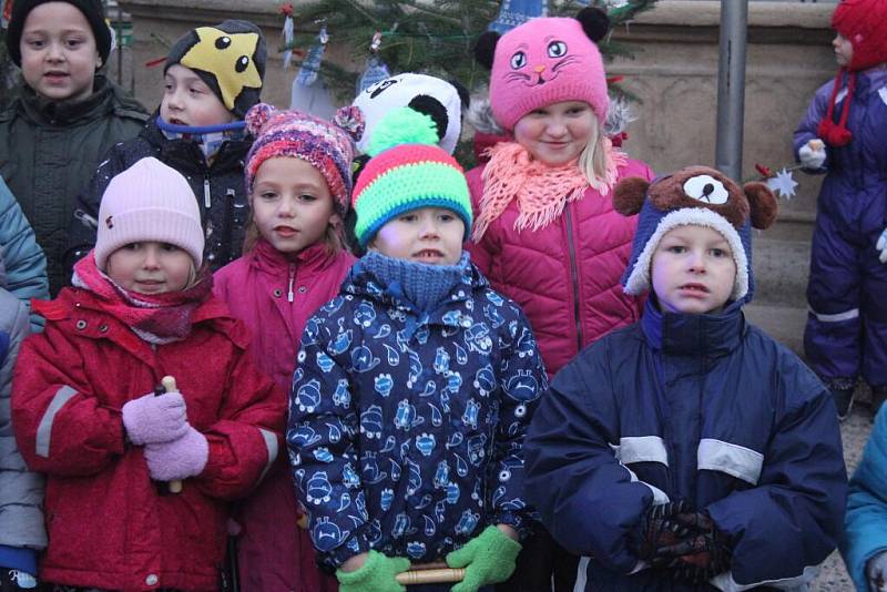 Rozsvěcení vánočního stromu v Kralicích na Hané