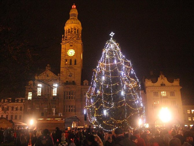 Rozsvěcení vánočního stromu na náměstí TGM v Prostějově