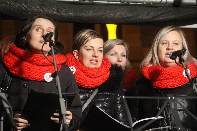 Česko zpívá koledy na náměstí TGM v Prostějově 2017