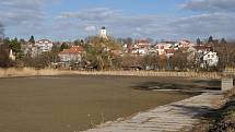 Vypuštěný rybník Bidelec v Plumlově - 19. 3. 2019