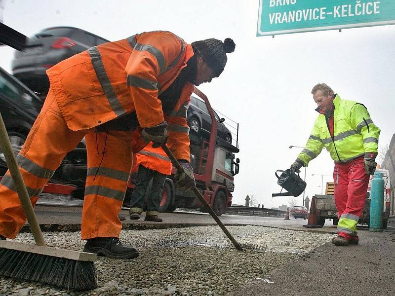 Oprava na estakádě v Prostějově. Ilustrační foto