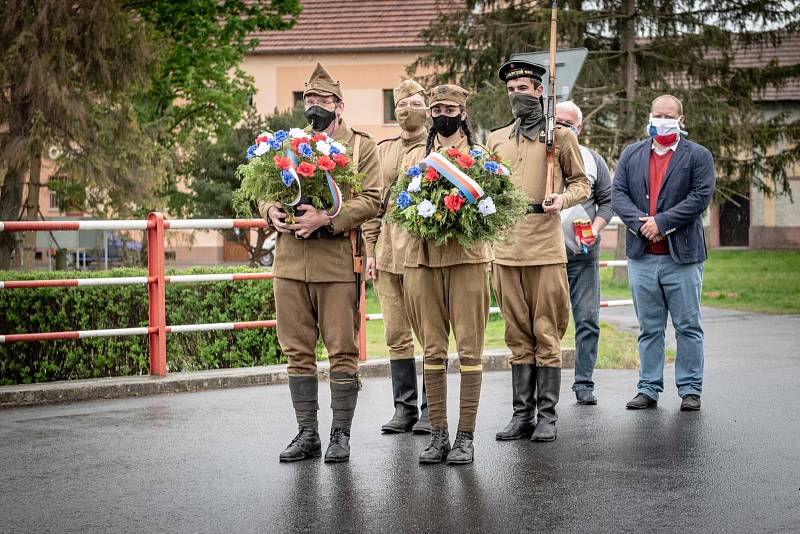 Připomínka 75 let od konce druhé světové války v Pivíně