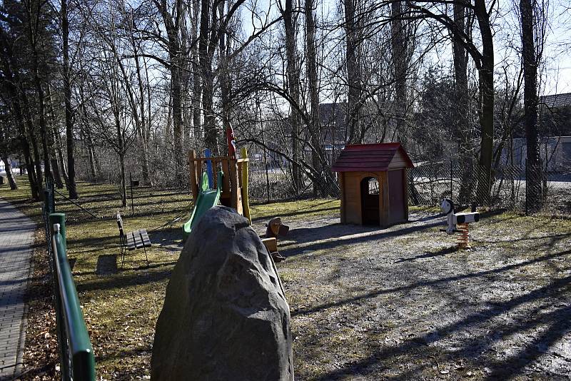 Mostkovice jsou obcí, která leží přímo pod plumlovskou přehradou.