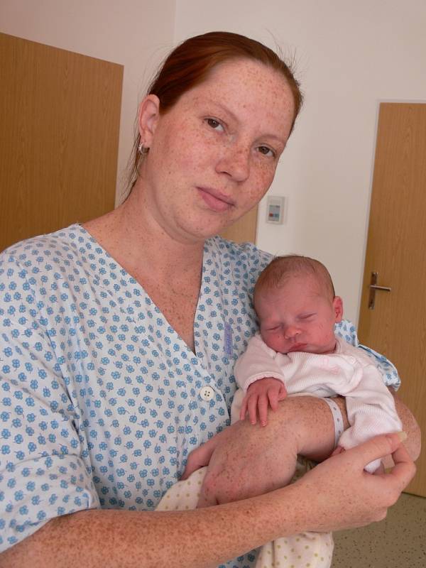 Iveta Antlová s maminkou Pavlou, Kostelec na Hané, narozena 2. května, 46 cm, 2500 g