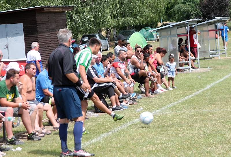 V Krumsíně se odehrál 22. ročník turnaje v malé kopané a vítězem se stal tým FC Pivo