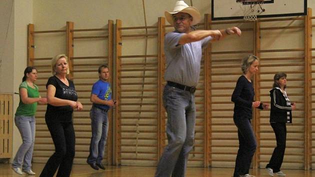 Country Line Dance Club Josefina - nácvik country tanců