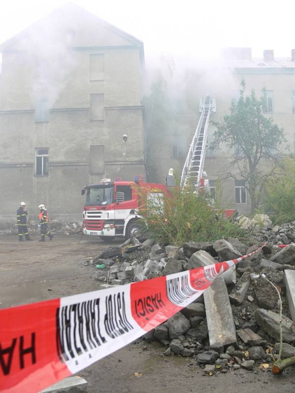 Cvičení IZS v Jezdecké ulici v Prostějově