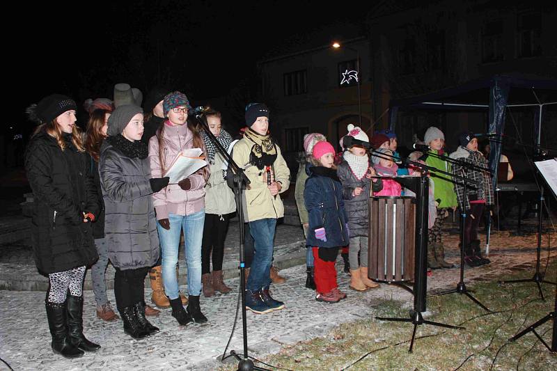 Česko zpívá koledy v Němčicích nad Hanou 2016