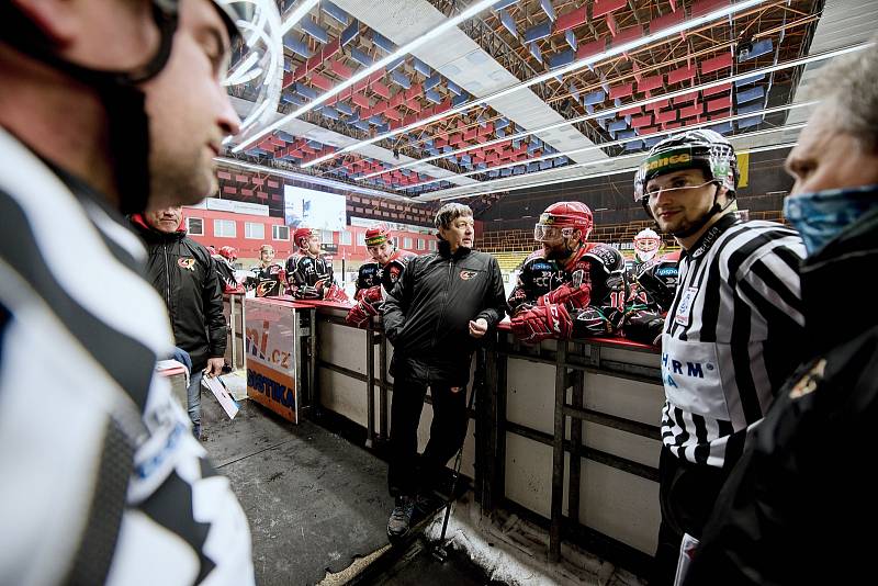 Hokejisté Prostějova v derby proti Přerovu.