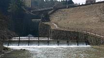 Vypouštění plumlovské přehrady