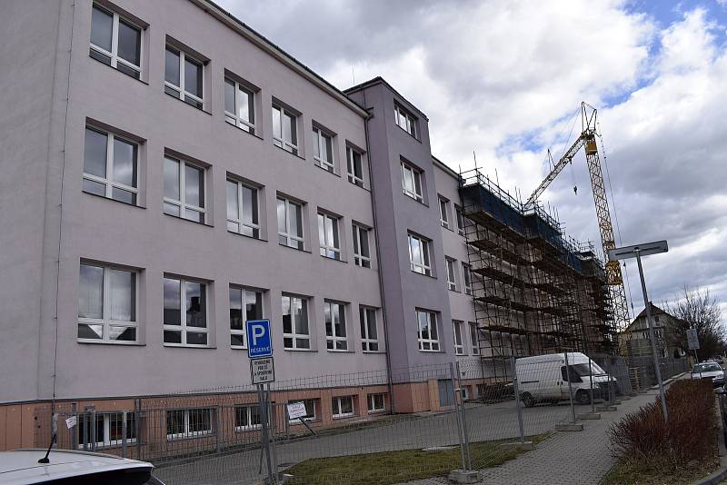 Kompletní modernizace letité školní budovy v Němčicích nad Hanou - 12.3. 2020