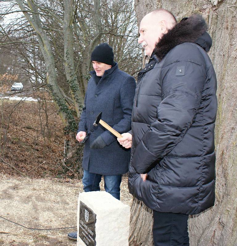 Slavnostní poklepání na základní kámen a oficiální zahájení stavby cyklostezky podél plumlovské přehrady - 27. 1. 2020