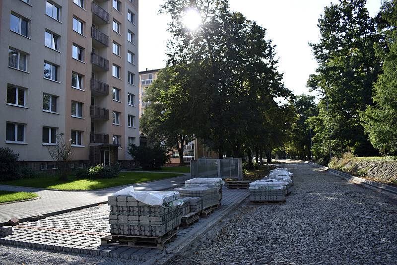 Dopravní trable v jihozápadní části Prostějova nekončí. Aktuálně jsou neprůjezdné ulice Žeranovská a Šmeralova. Šmeralova ulice bude neprůjezdná do poloviny října. 15.9. 2021