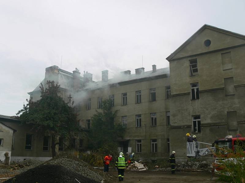 Cvičení IZS v Jezdecké ulici v Prostějově