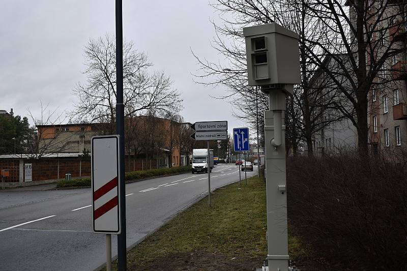 V Prostějově měří v současnosti rychlost tři radary. Jeden z nich je v Olomoucké ulici.
