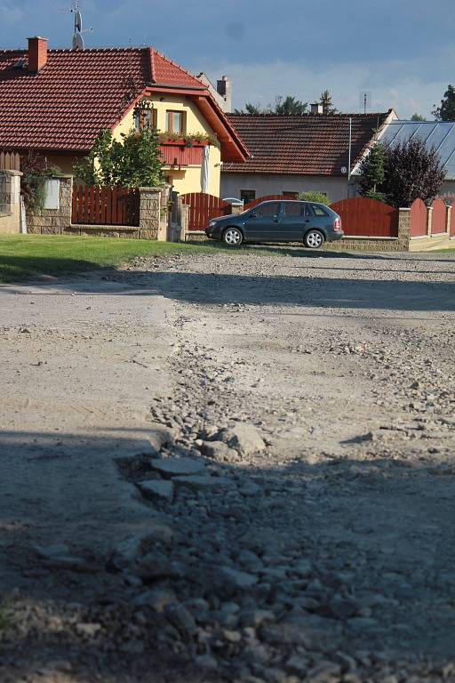 Rozkopaný Vícov, kvůli stavbě kanalizace - 29. 9. 2015