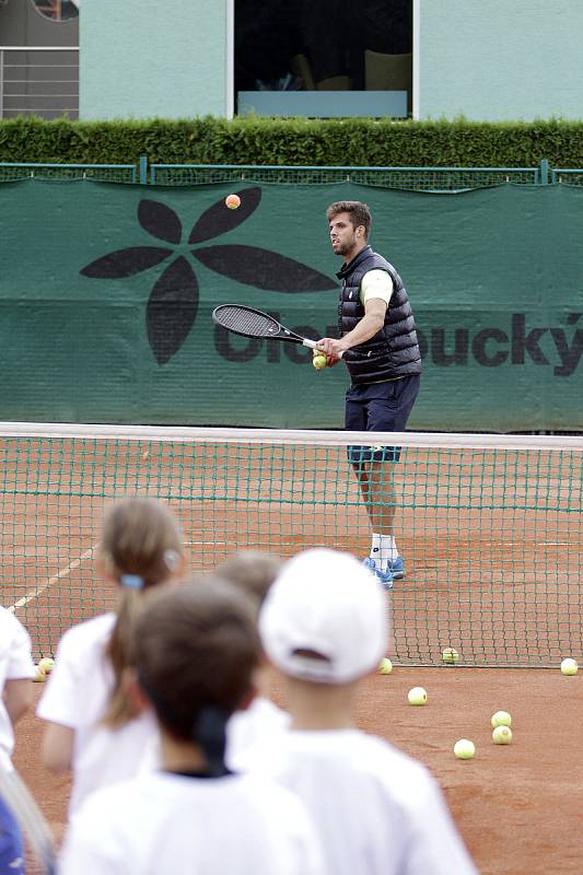 V Prostějově proběhl tradiční zápis do tenisové školy a trénink dětí s tenisovými osobnostmi