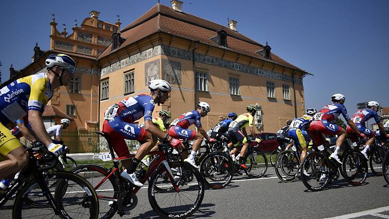 Czech cycling tour 2020 - start druhé etapy v Prostějově. 7.8. 2020