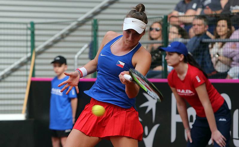 tenis FED CUP ČR - Kanada Vondroušová - Fernandez