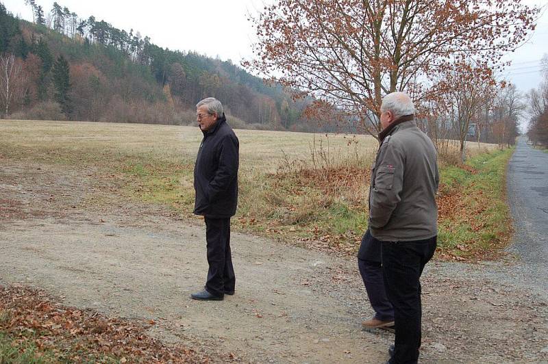 V těchto místech vyroste nová hasičárna a heliport