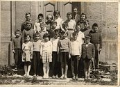 Focení hrochovských školáků v roce 1960.