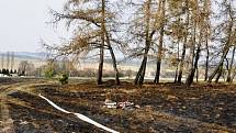 Požár trávy ve Štarnově