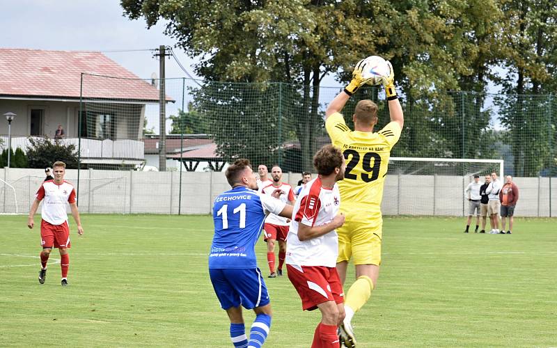 V rámci oslav 90. výročí fotbalu v Kostelci na Hané, se představili bývalí hráči pražské Slavie a v krajském derby Čechovice. 28.8. 2022