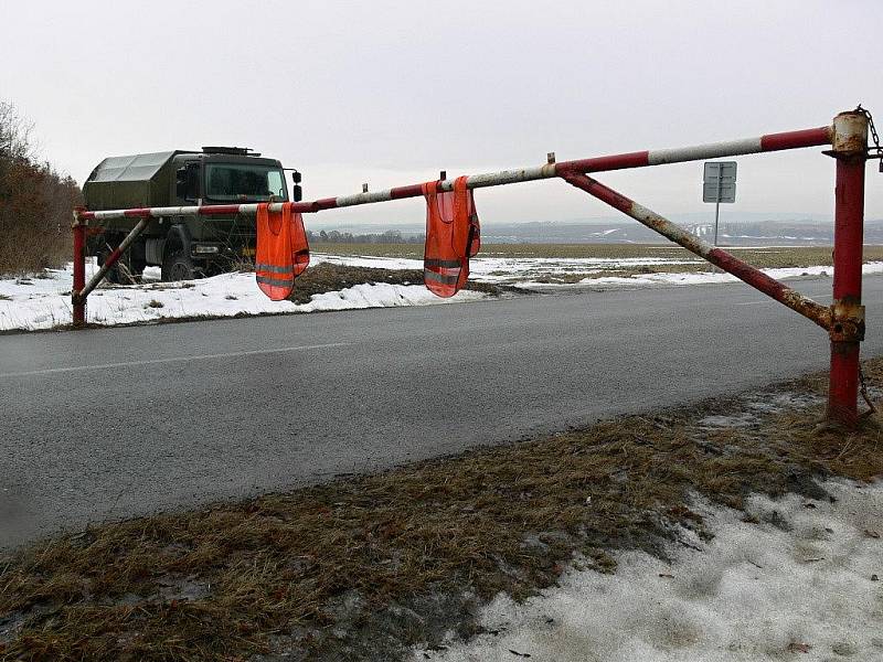 Uzavírka spojnice Drahan a Žárovic kvůli vojenskému cvičení