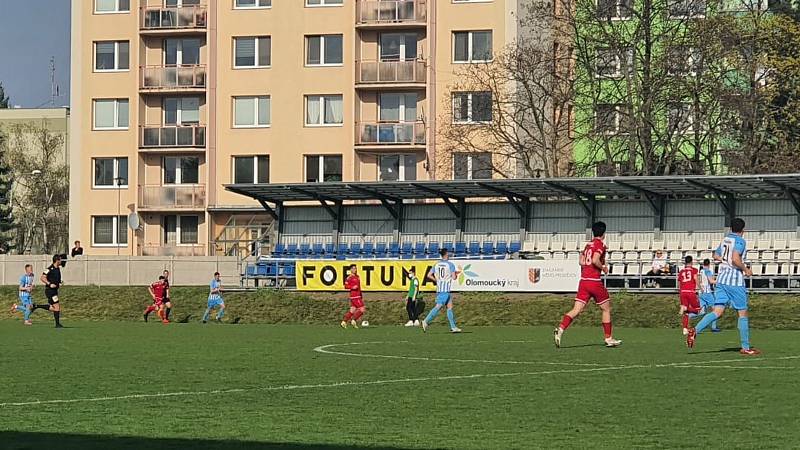 Fotbalisté Prostějova (v modrém) proti Chrudimi.