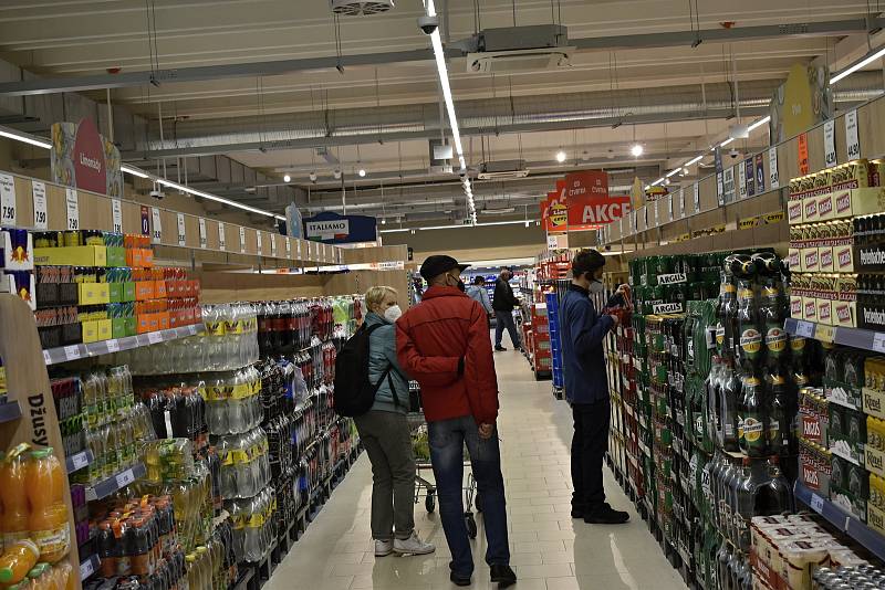 V pořadí třetí prodejnu v Prostějově otevřel obchodní řetězec Lidl v pondělí 15. listopadu 2021 v Konečné ulici