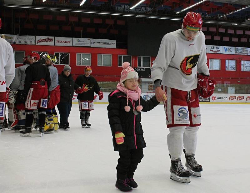 Setkání dětí z Tetína s hokejisty Prostějova. 6.2. 2020