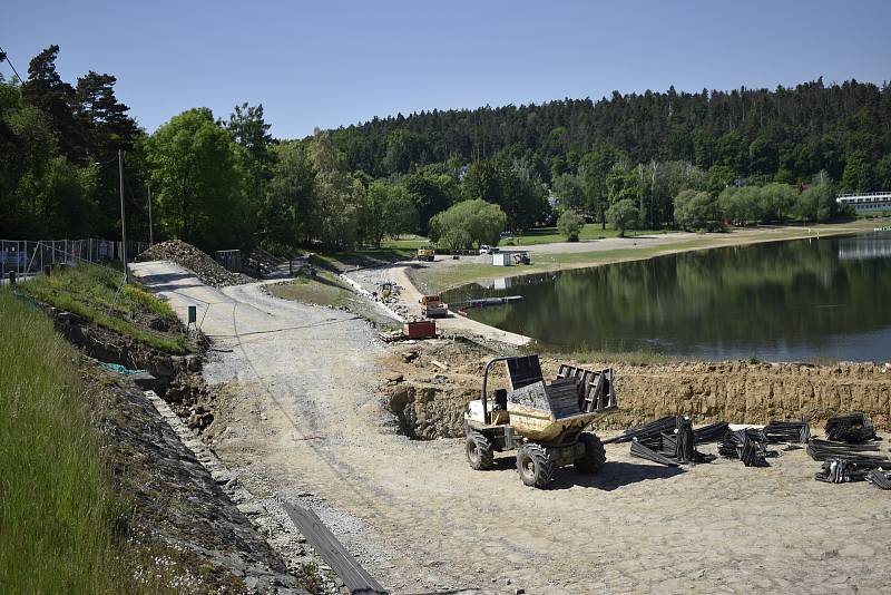 Stavební práce na přelivu výpusti plumlovské přehrady - 3. 6. 2021