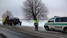 Nehoda čtyř aut na hlavním tahu mezi Prostějovem a Kostelcem na Hané.