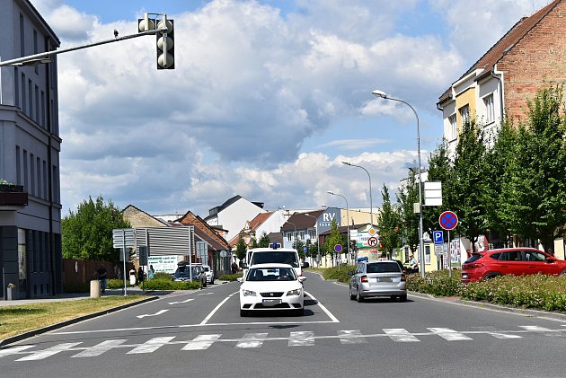 Rada města odložila jednání o možném zákazu jízdy cyklistů po Plumlovské ulici.