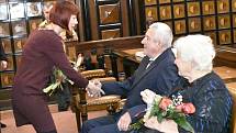 Úctyhodné jubileum v podobě společně prožitého manželství v délce šedesáti let, stvrdili svým obnoveným manželským slibem Jan a Zdenka Vysloužilovi. 3.12. 2022