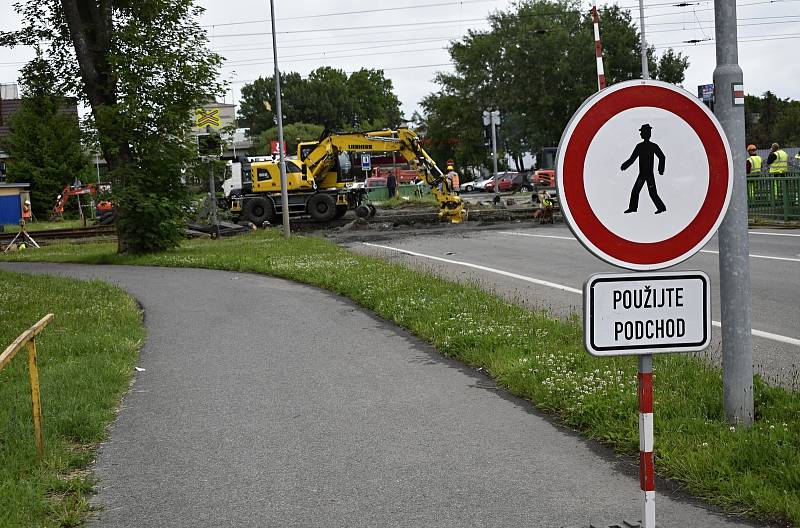 Rekonstrukce železničního přejezdu ve Vrahovické ulici  - 8. 6. 2020