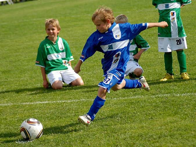 Turnajem hvězd Jabulani Cup v Prostějově slavnostně otevřel zrekonstruovaný fotbalový areál na sídlišti E. Beneše