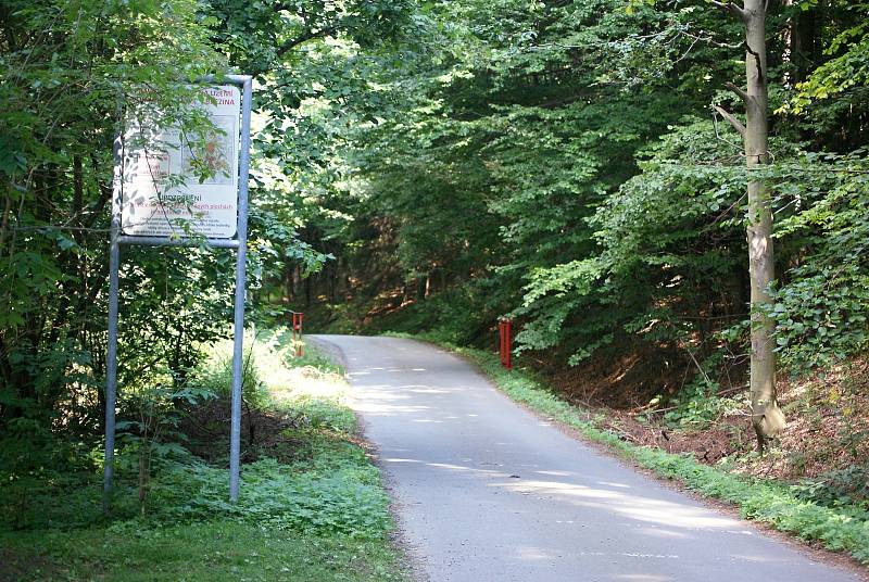 Zákaz vstupu do vojenského újezdu Březina