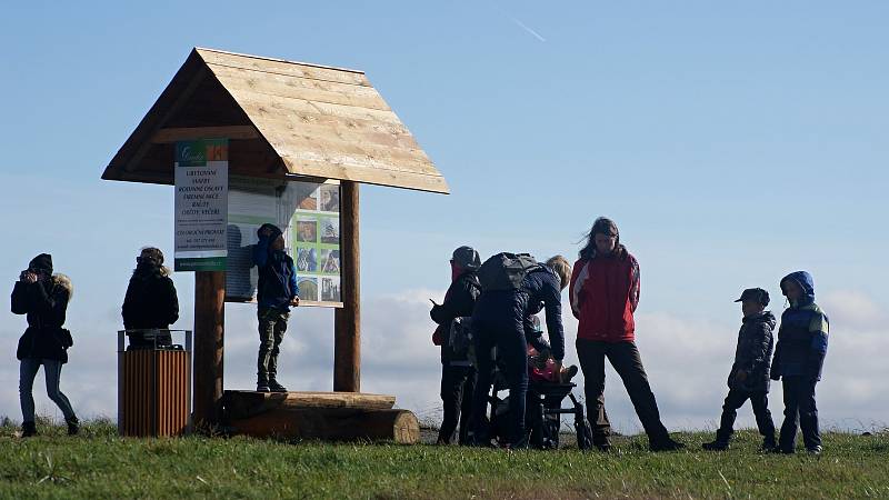 Sváteční středa 28. října 2020 u rozhledny Kopaninka v Repechách na Prostějovsku