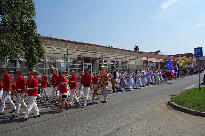 Mikroregion Němčicko se baví - den plný soutěží, her a zábavy v Nezamyslicích