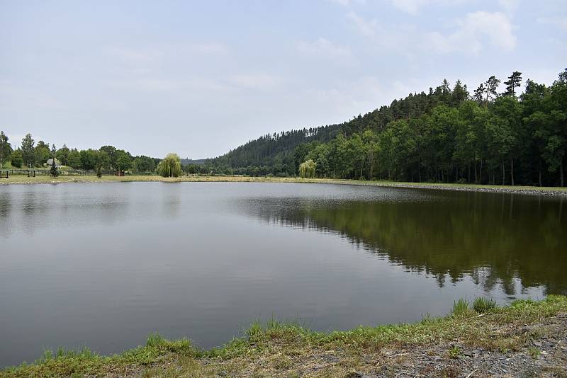 V těsné blízkosti Čertových rybníků na Konicku vzniká nový koupací biotop. 2.7. 2022