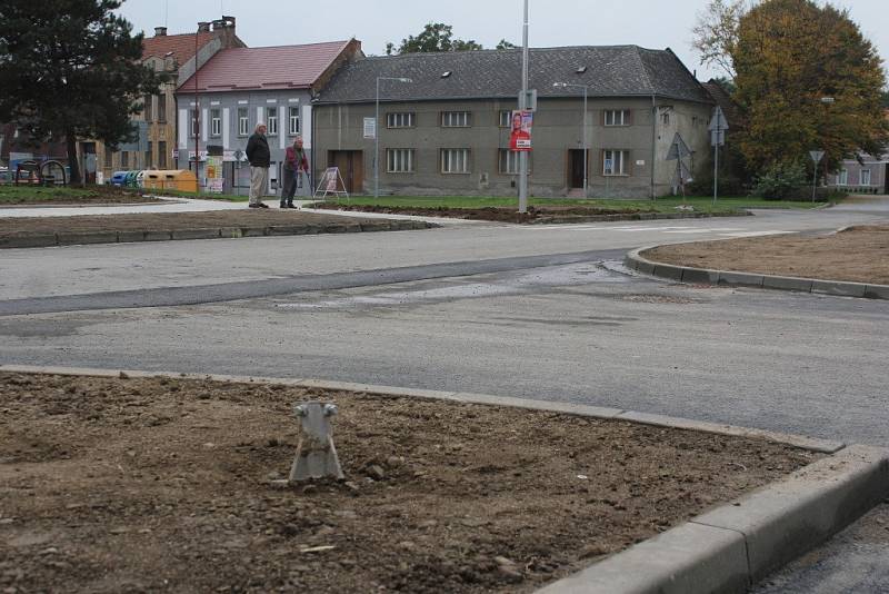 Rekonstrukce Jakubského náměstí a jeho okolí v Kostelci na Hané