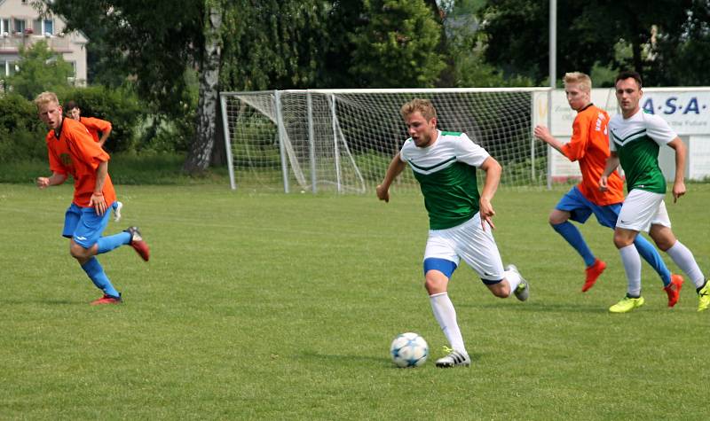 Fotbalový výběr UPOL si v Olšanech u Prostějova zajistil účast na Akademických hrách 2018. Foto: Deník/Zdeněk Vysloužil