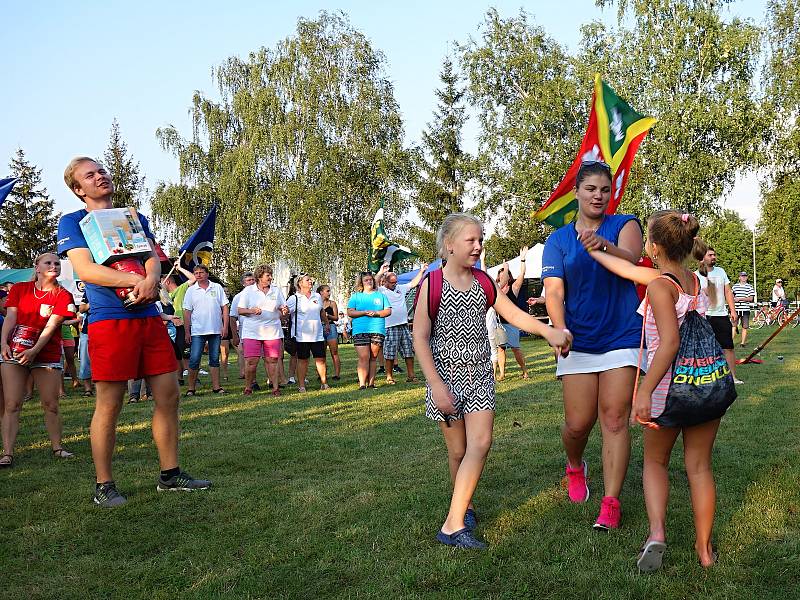 Mikroregion Němčicko se baví - den plný soutěží, her a zábavy v Nezamyslicích