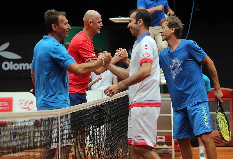 Radek Štěpánek, Ctislav Doseděl, Petr Pála a Pavel Vízner v exhibiční čtyřhře na Moneta Czech Open.