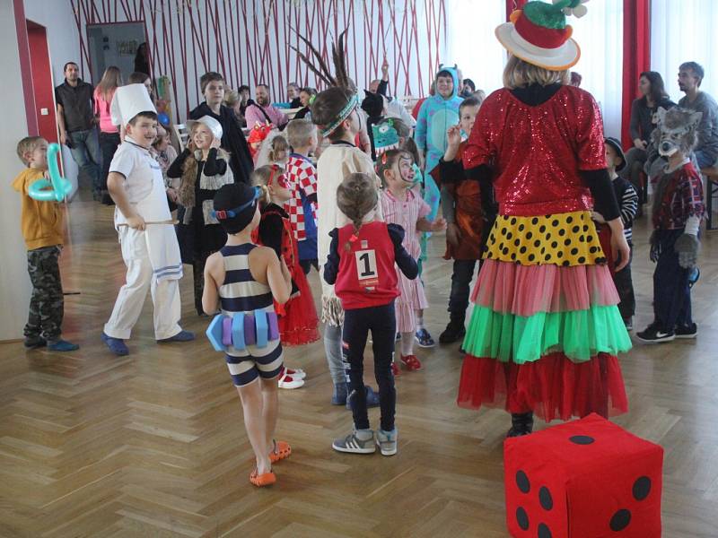 Držovice se bavily. V obecním domě se konal dětský karneval