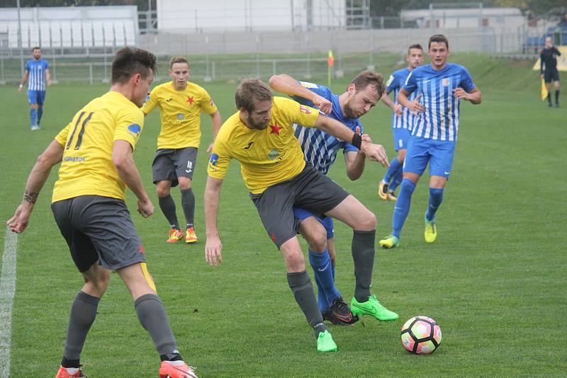 MSFL, 12. kolo: 1. SK Prostějov (v modrobílých dresech) proti Hanácké Slavii Kroměříž