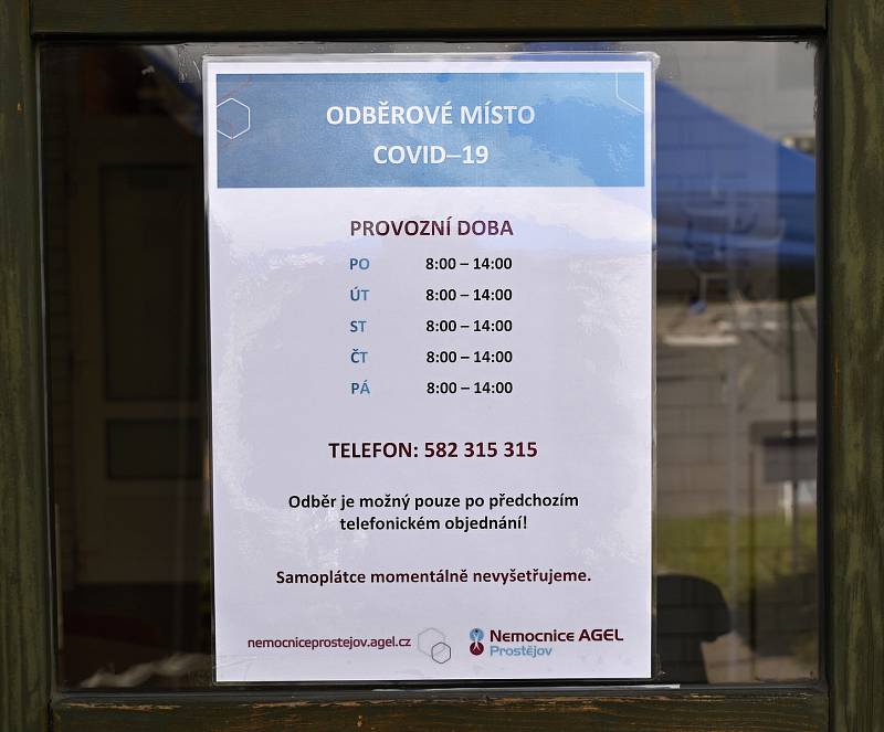 Odběrné místo na testy Covid-19 u prostějovské nemocnice