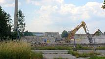 Rok po odstřelu - bourání sutin bývalého OP v Prostějově