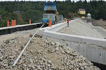 Rekonstrukce hráze plumlovské přehrady - srpen 2013